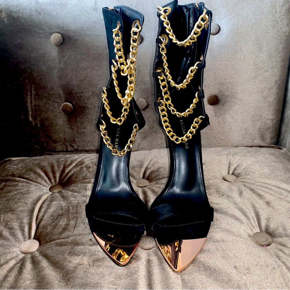 Azalea Wang Crown-Black Bootie